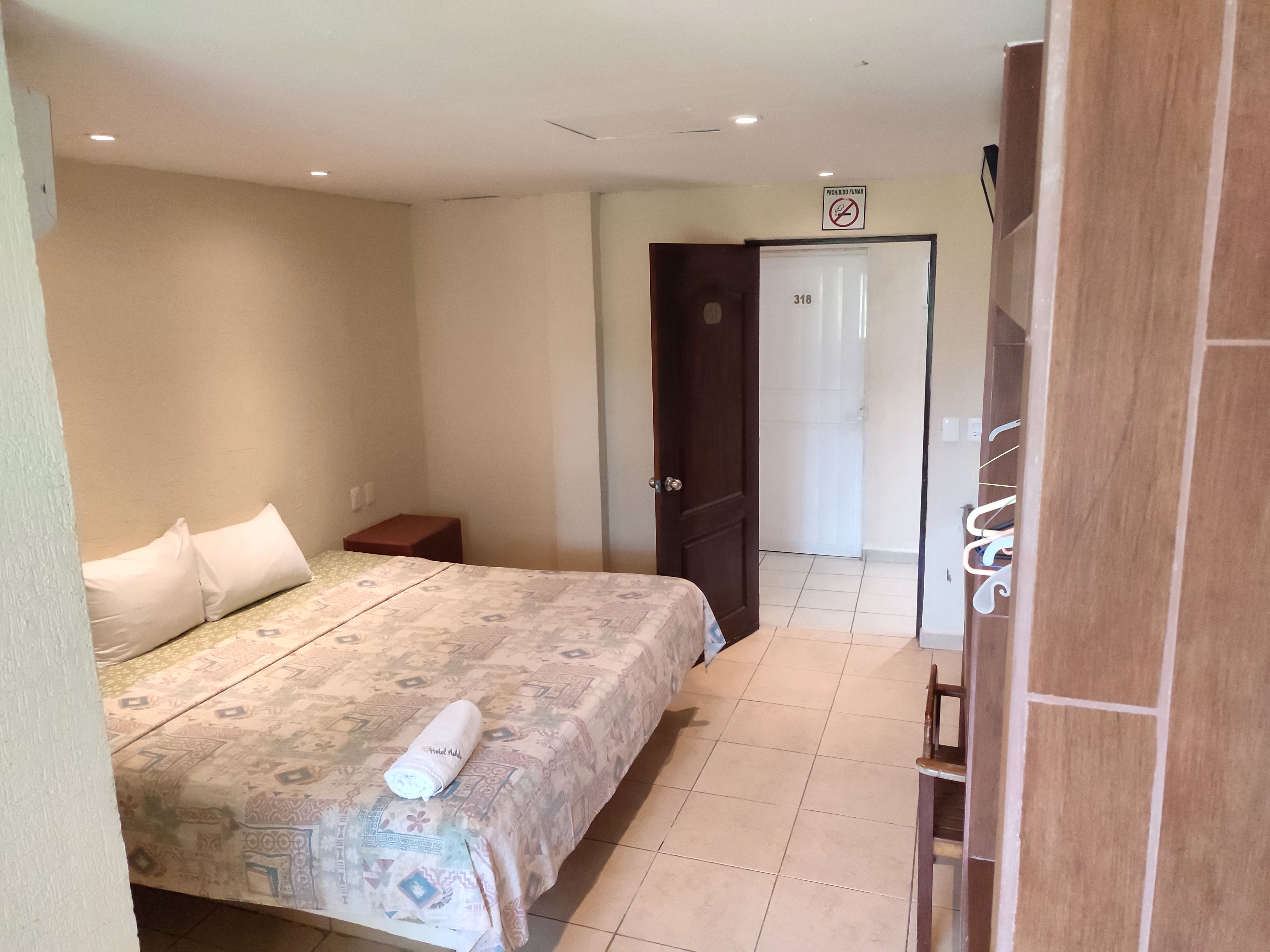غرفة بسرير كينج، Hotel Ashly 2/7