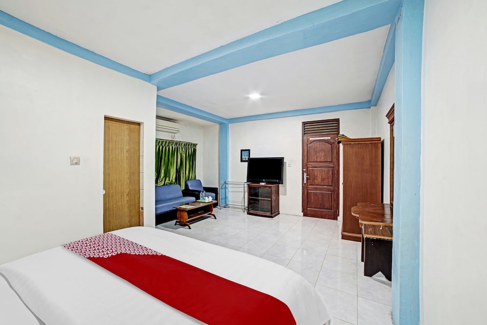 OYO 90487 Wisma Kuta Karang Baru 16/31