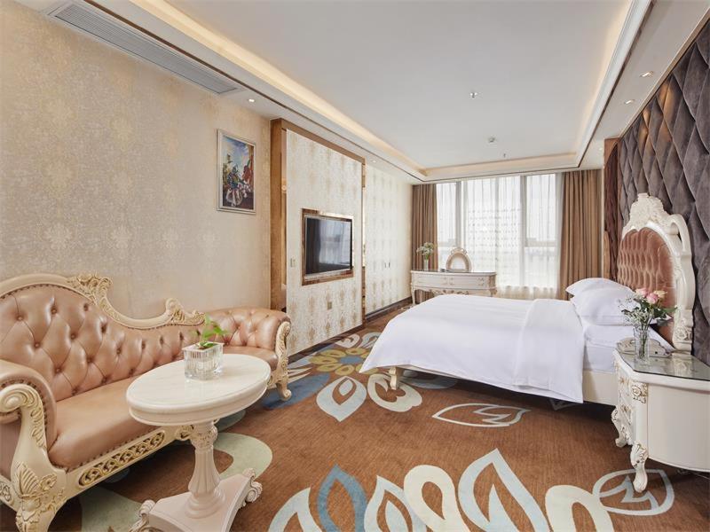 Vienna Classic Hotel (Dongguan Chang'an Xiandai) 14/32