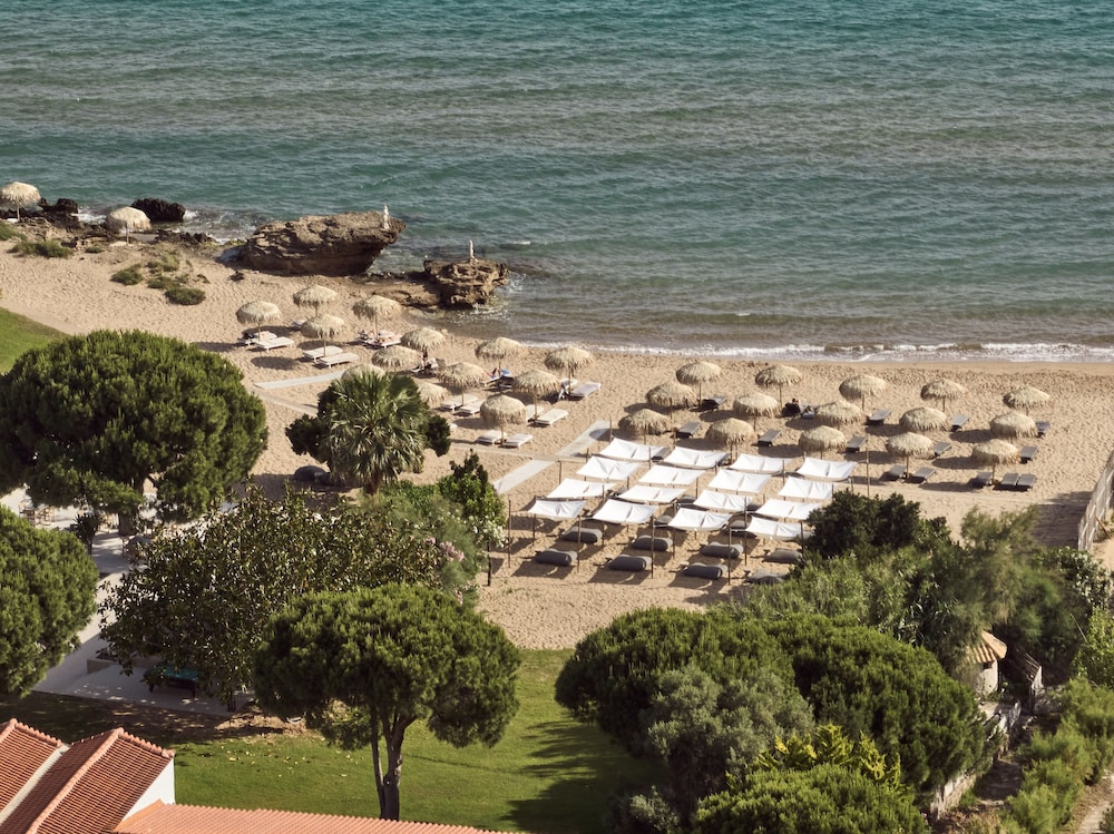 The Bay Hotel and Suites 50/60
