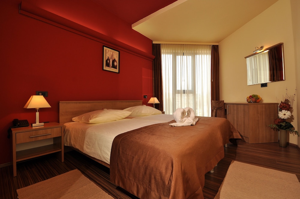Hotel Fontana 15/65