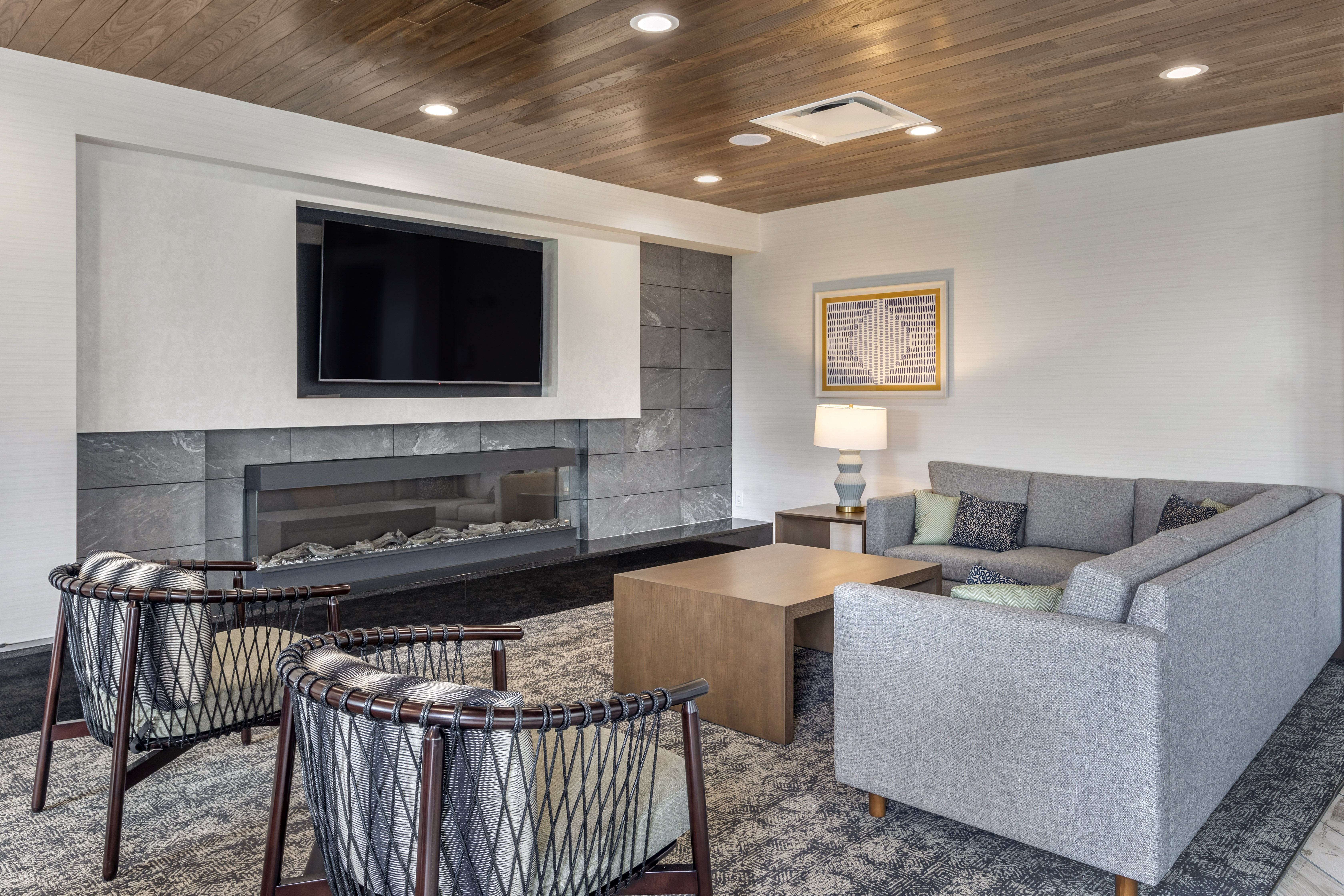 Staybridge Suites Dallas - Grand Prairie 35/70