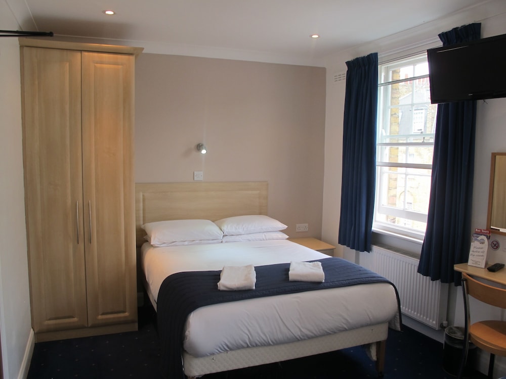 Alhambra Hotel 14/50
