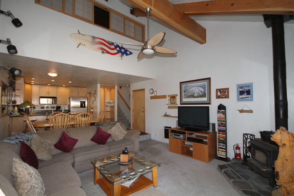 Mammoth Mountain Reservations Condo Collection 18/36
