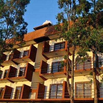 Cliff Edge Hotel - Lalibela 1/9