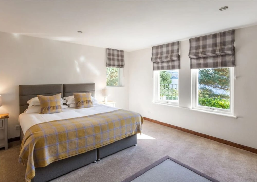 Loch Ness Cottages 16/50
