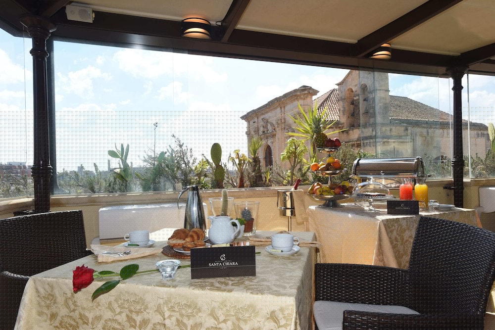 Suite Hotel Santa Chiara 46/50