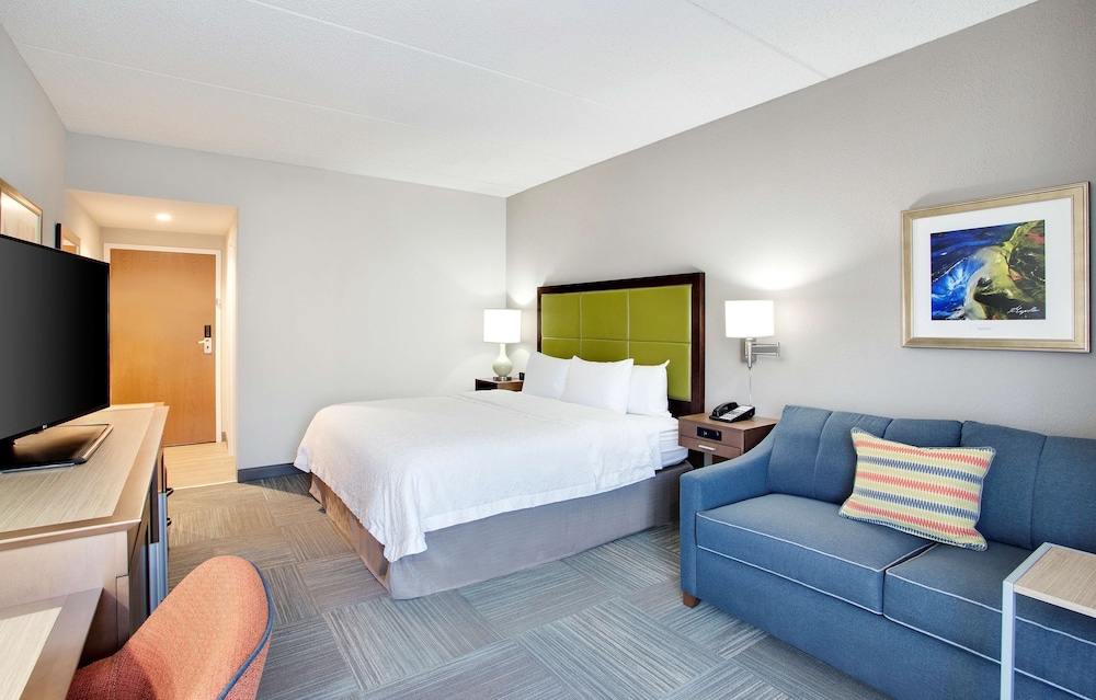Hampton Inn Middletown 9/48