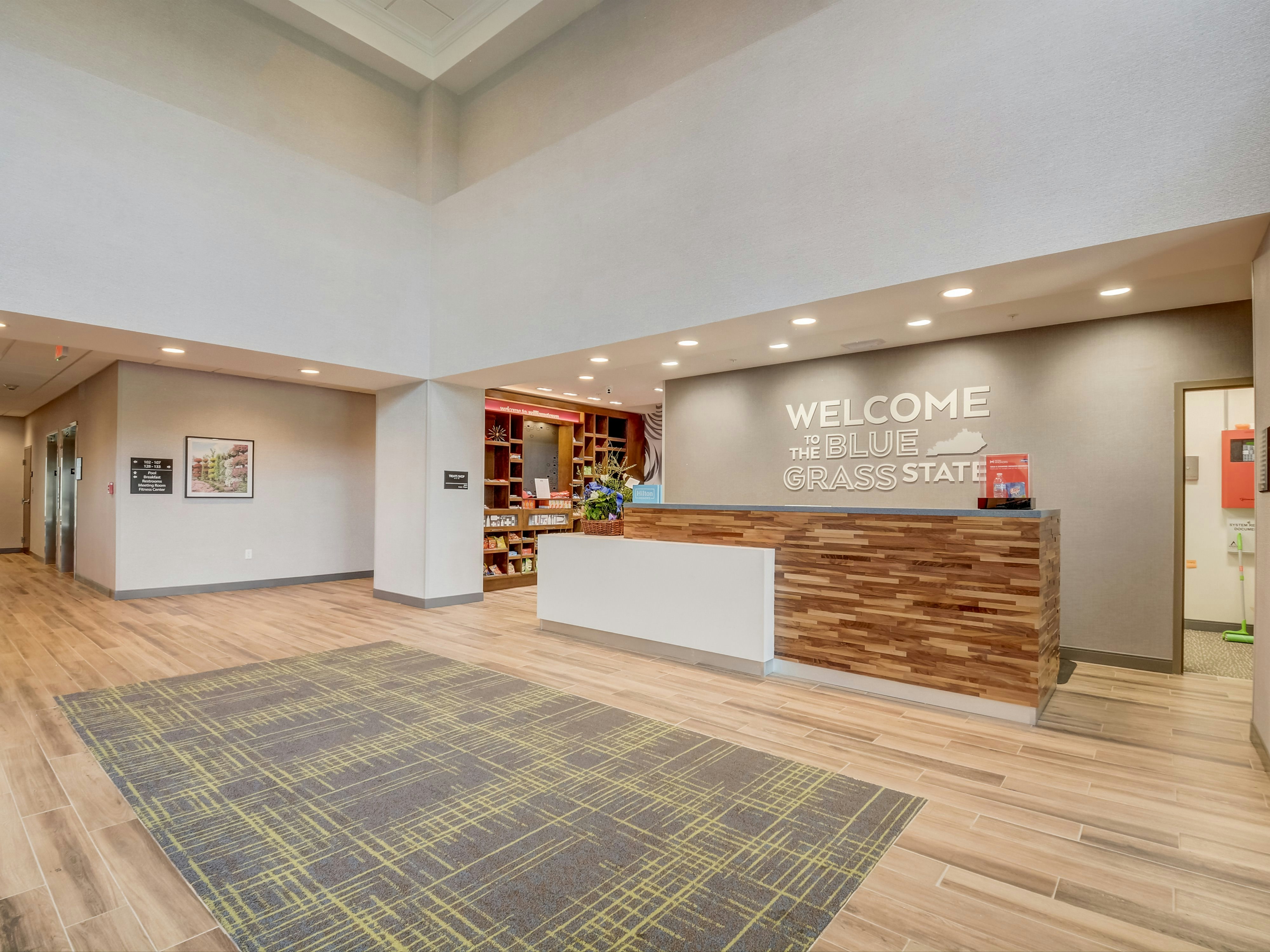 Hampton Inn and Suites Williamstown Ark Encounter 10/38