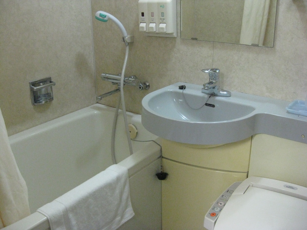 BASIC, SINGLE, SINGLE BED