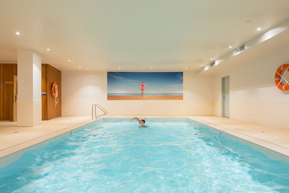 Novotel Melbourne Glen Waverley 24/50