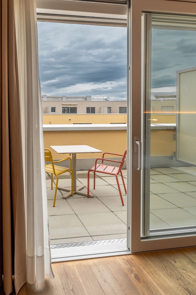 Los Lorentes Residences 31/50
