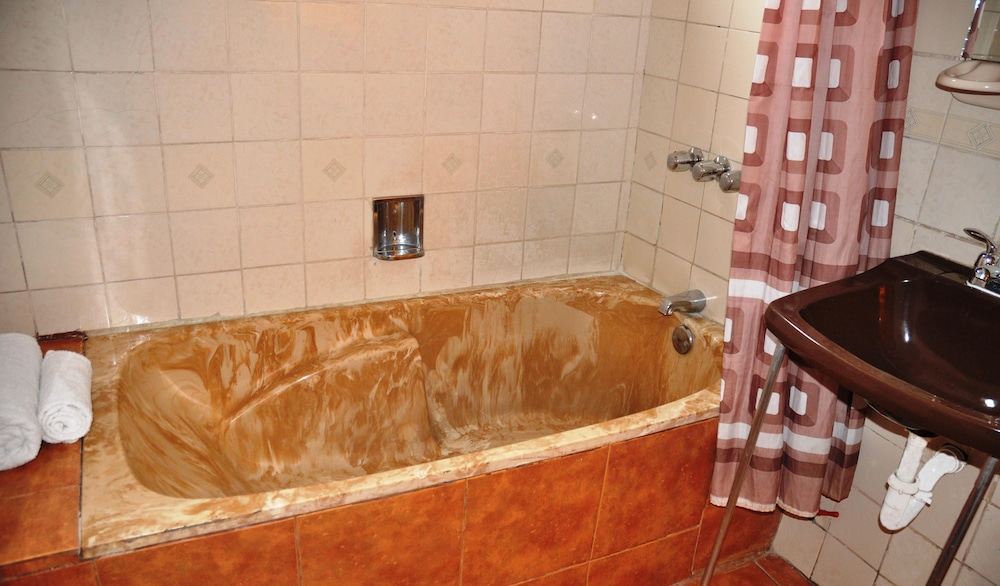 Wayras III INN Cusco 40/42