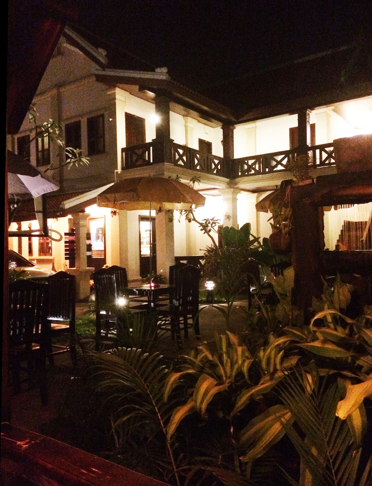 Luang Prabang Legend Hotel 71/74