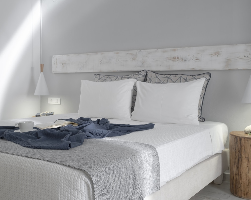 Mykonos Essence Hotel 12/47