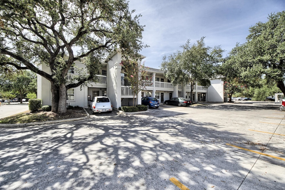 Studio 6 Extended Stay - San Antonio, TX - Medical Center 47/60