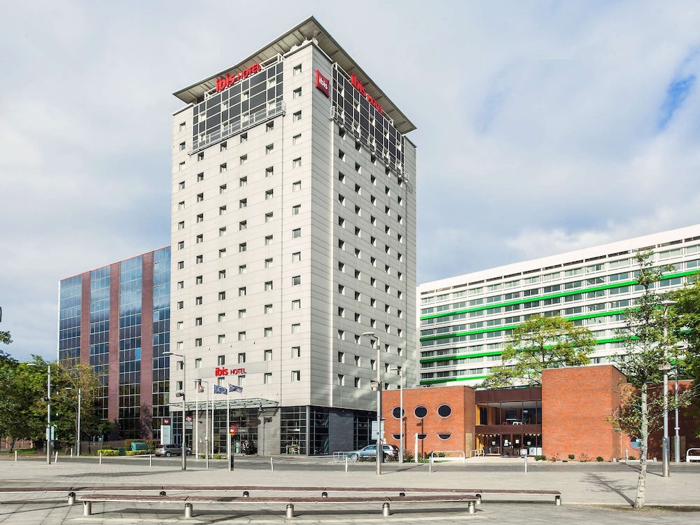 ibis London Wembley 4/66
