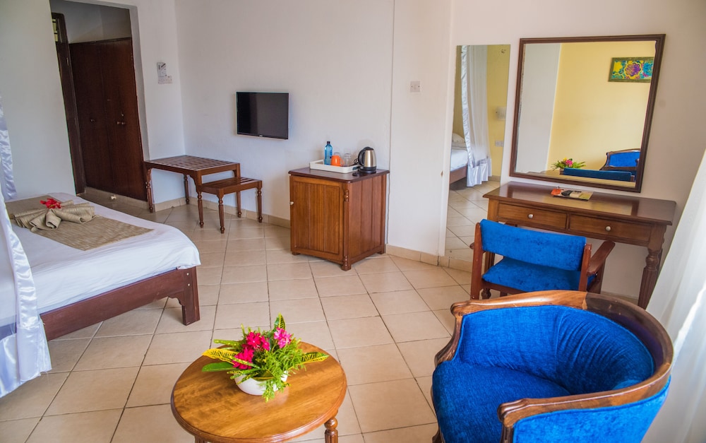 Nyali Beach Holiday Resort 26/48