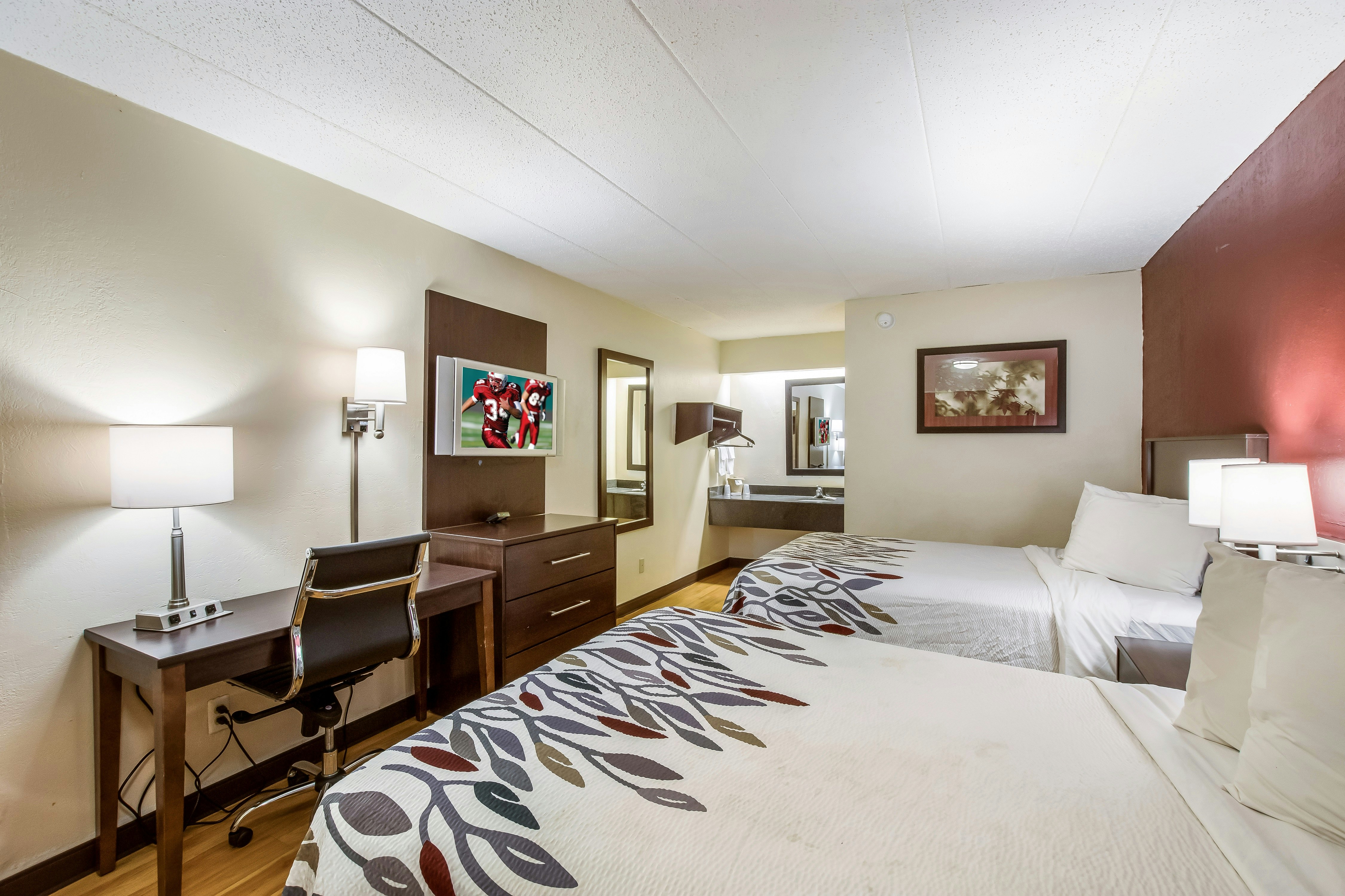 Red Roof Inn Saginaw Frankenmuth 17/24