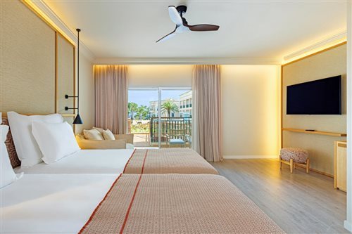 Superior, Twin Beds