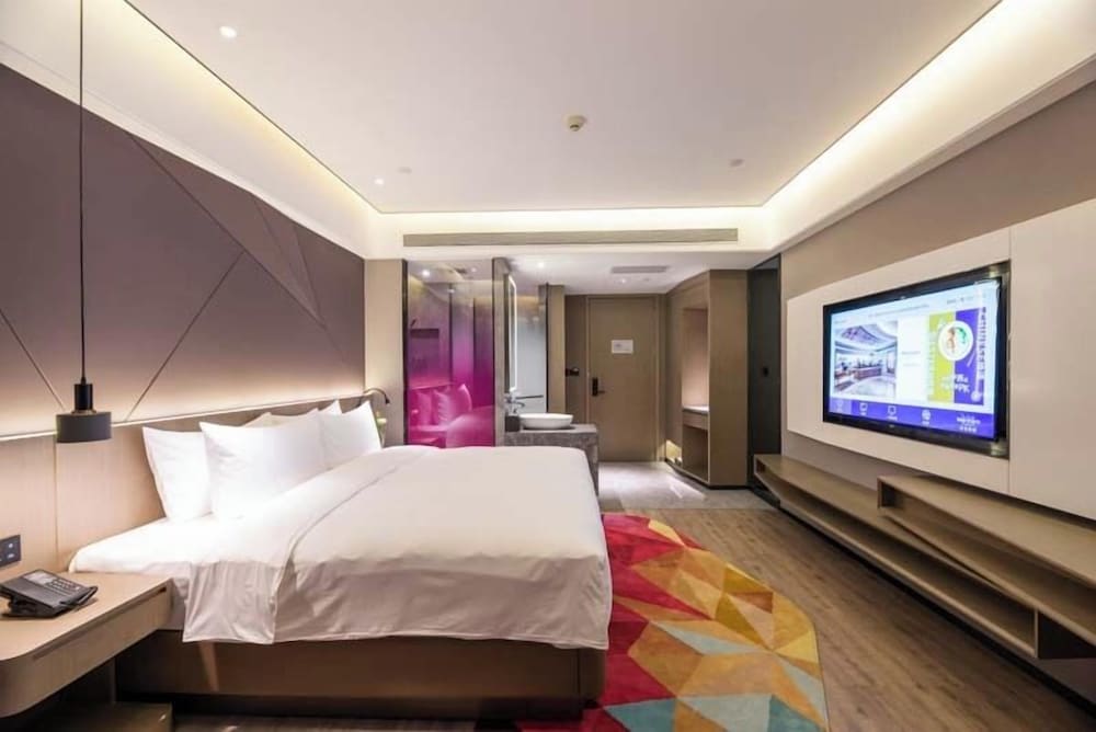 Mercure Xining Haihu CBD 17/50