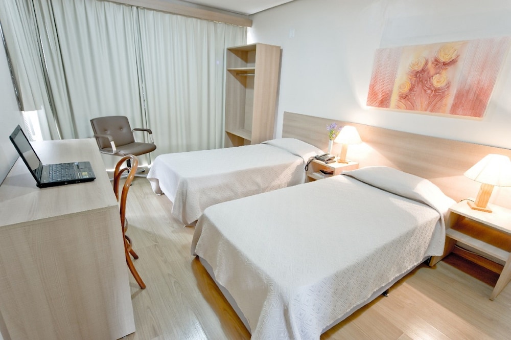 STANDARD, TWIN BEDS