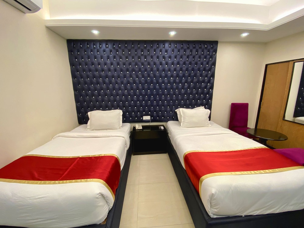 Park Hyatt Dhaka 15/35