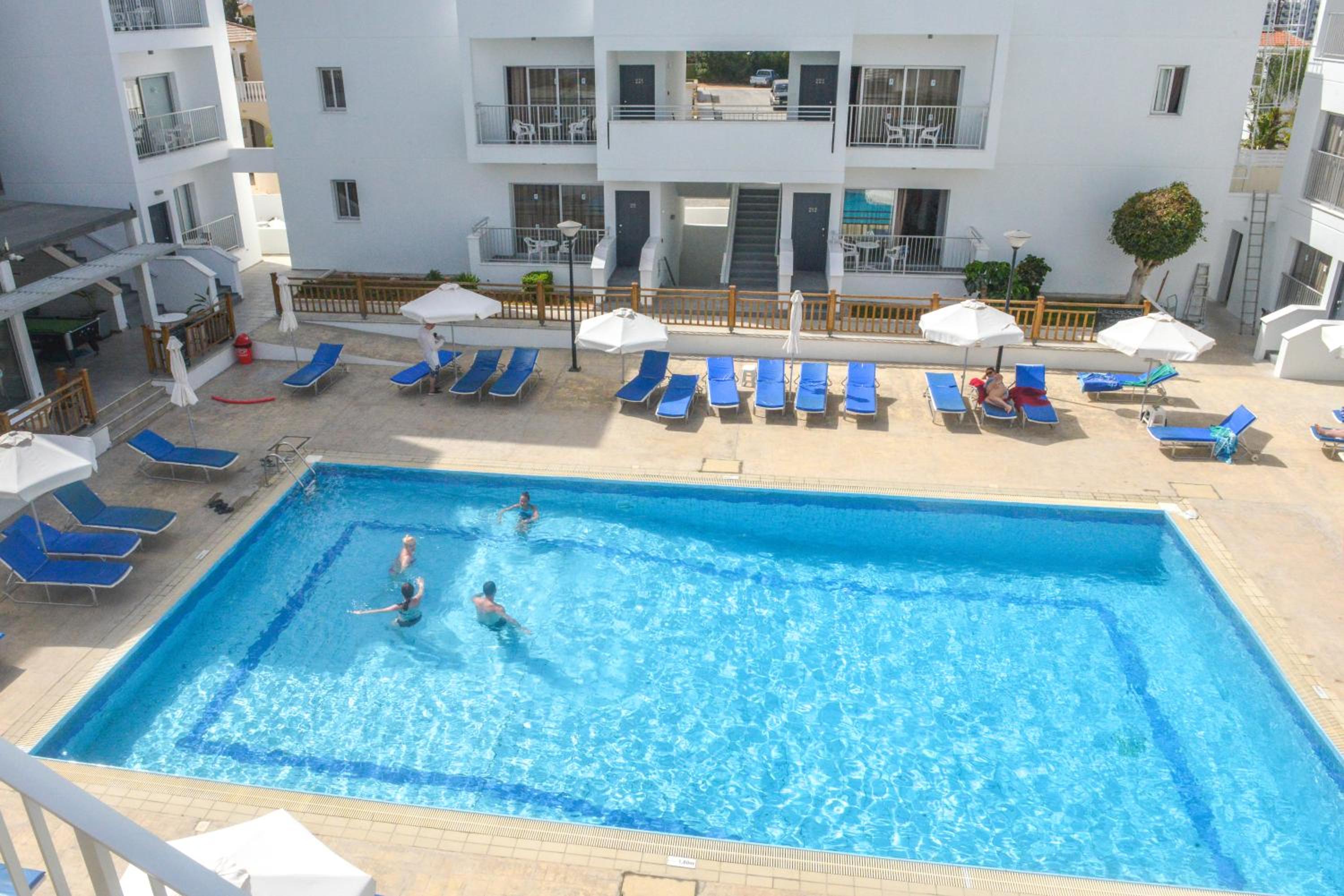Sweet Memories Hotel Apartments 23/50