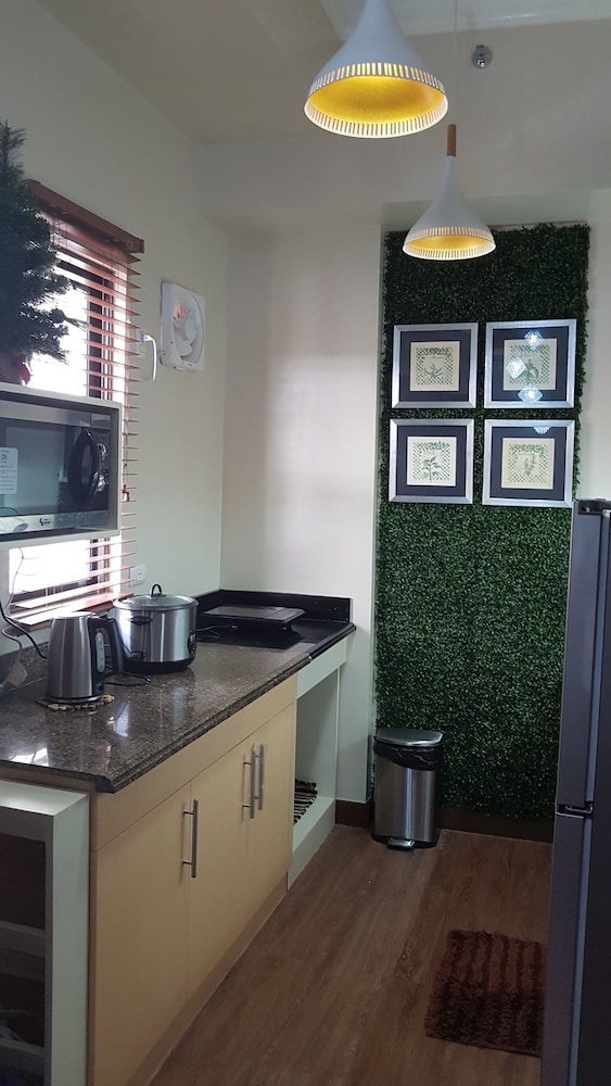 Outlook Ridge Residences N-206 8/50