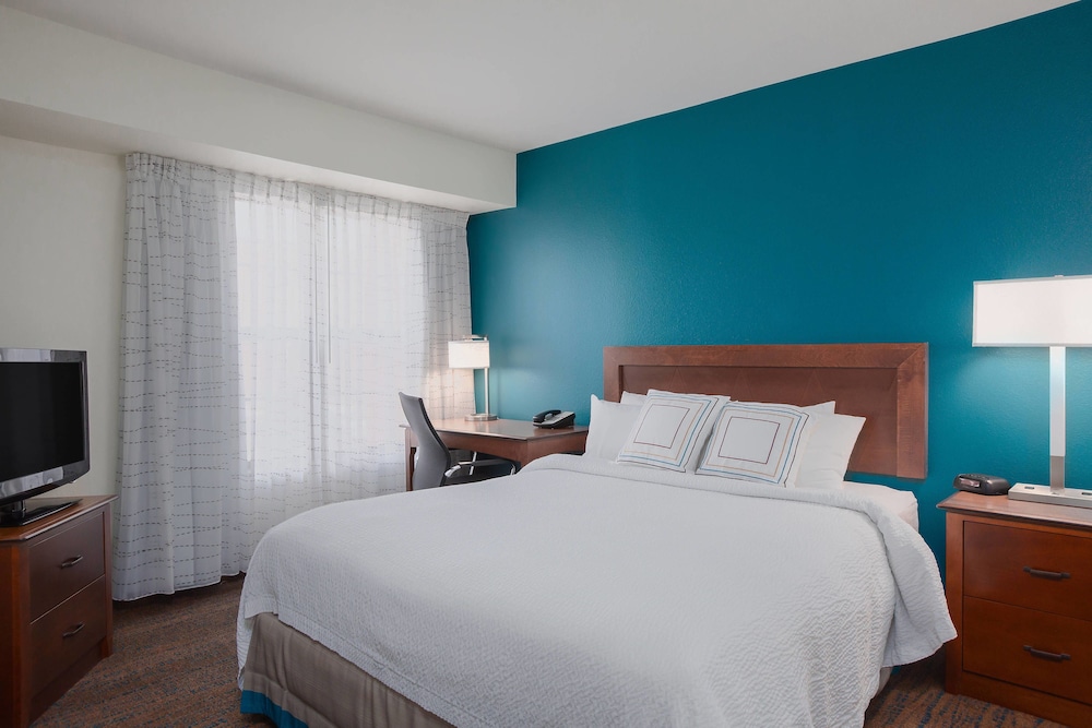 Residence Inn by Marriott Laredo Del Mar 6/26