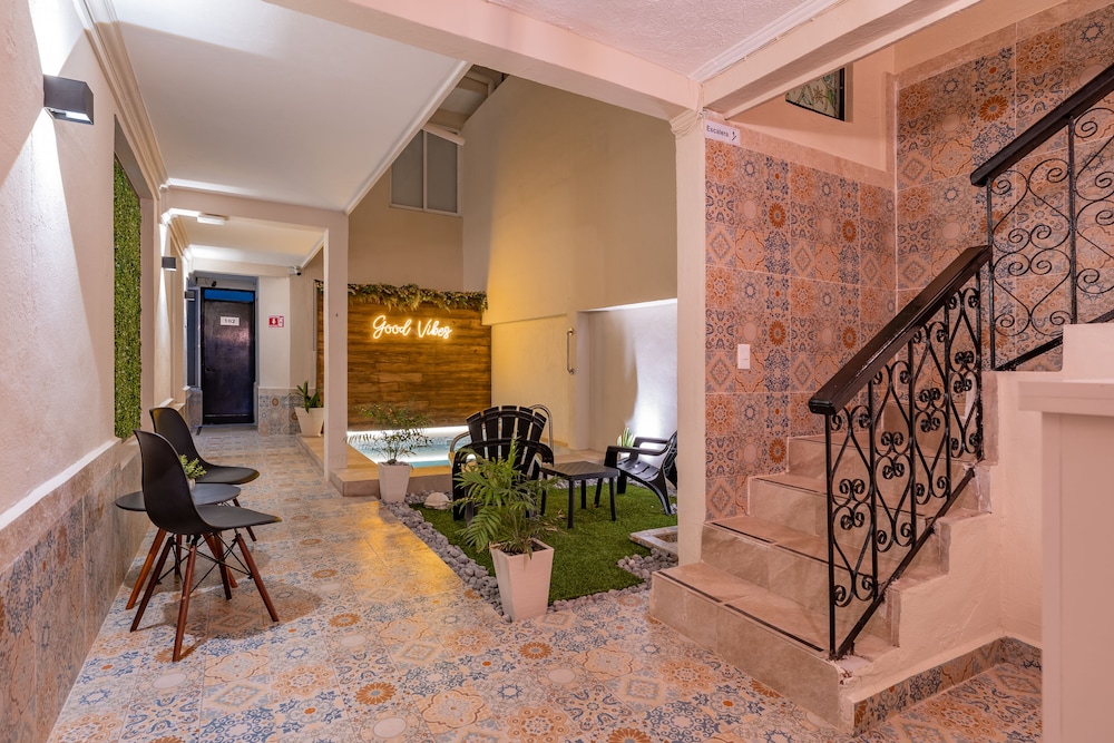 Hotel Brisas 5a AV 50/62