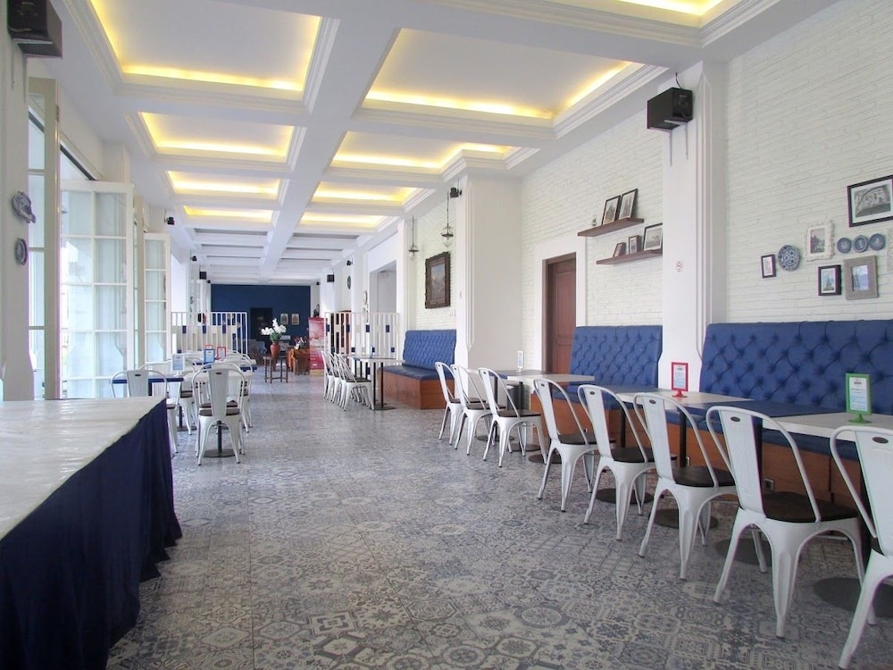 Riche Heritage Hotel 27/34
