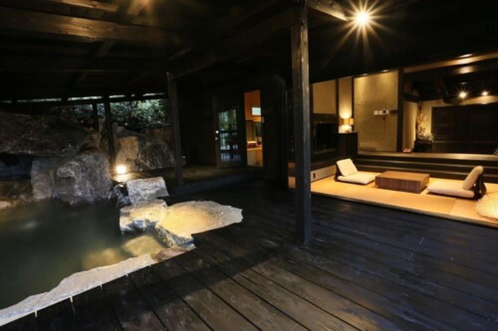 Kurokawa Onsen Gosyo Gekkoujyu 36/61