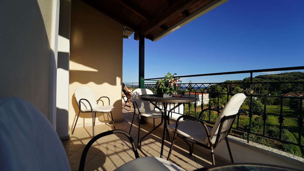 Villa Apollo Parga 33/43