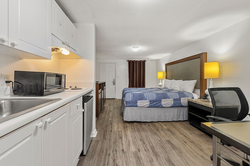 Stay Lodge 20/54