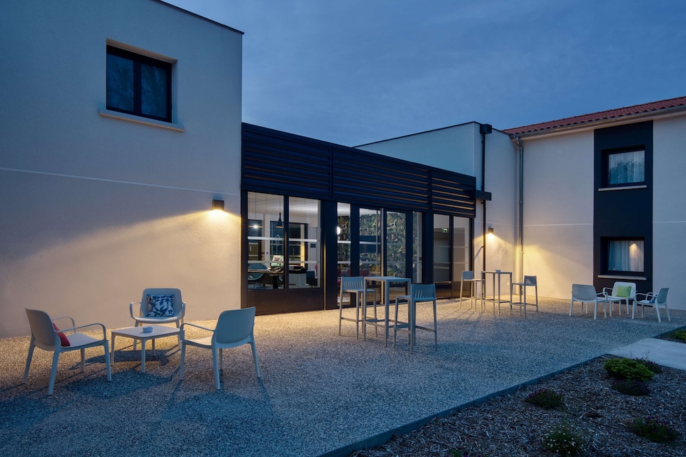 Sure Hotel By Best Western Les Portes De Montauban 5/41