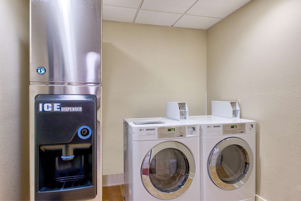 Hampton Inn Baton Rouge - Denham Springs 20/36