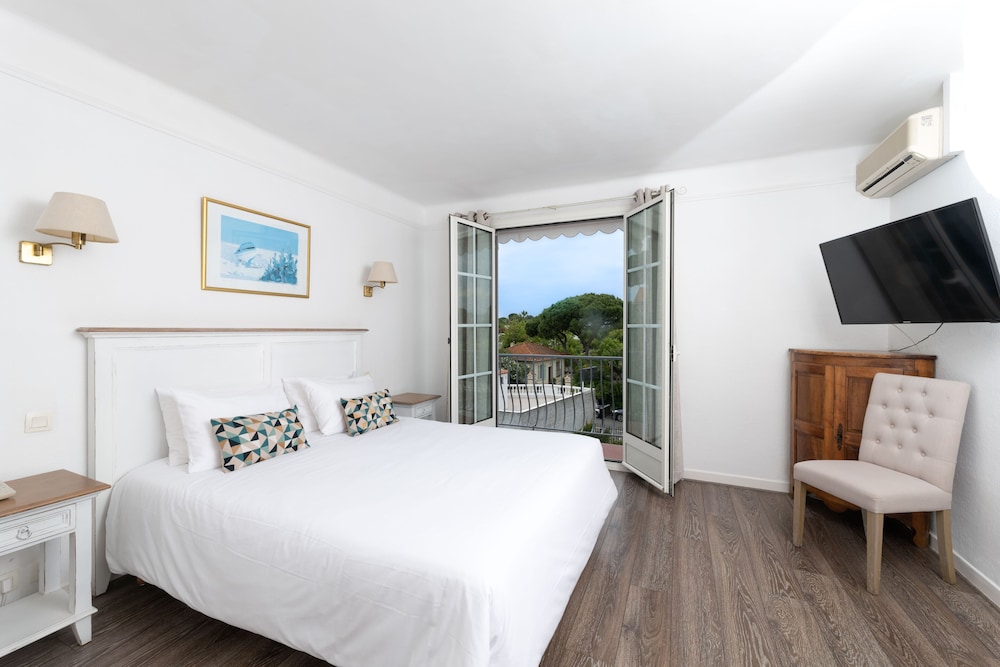 JUNIOR, DOUBLE BED