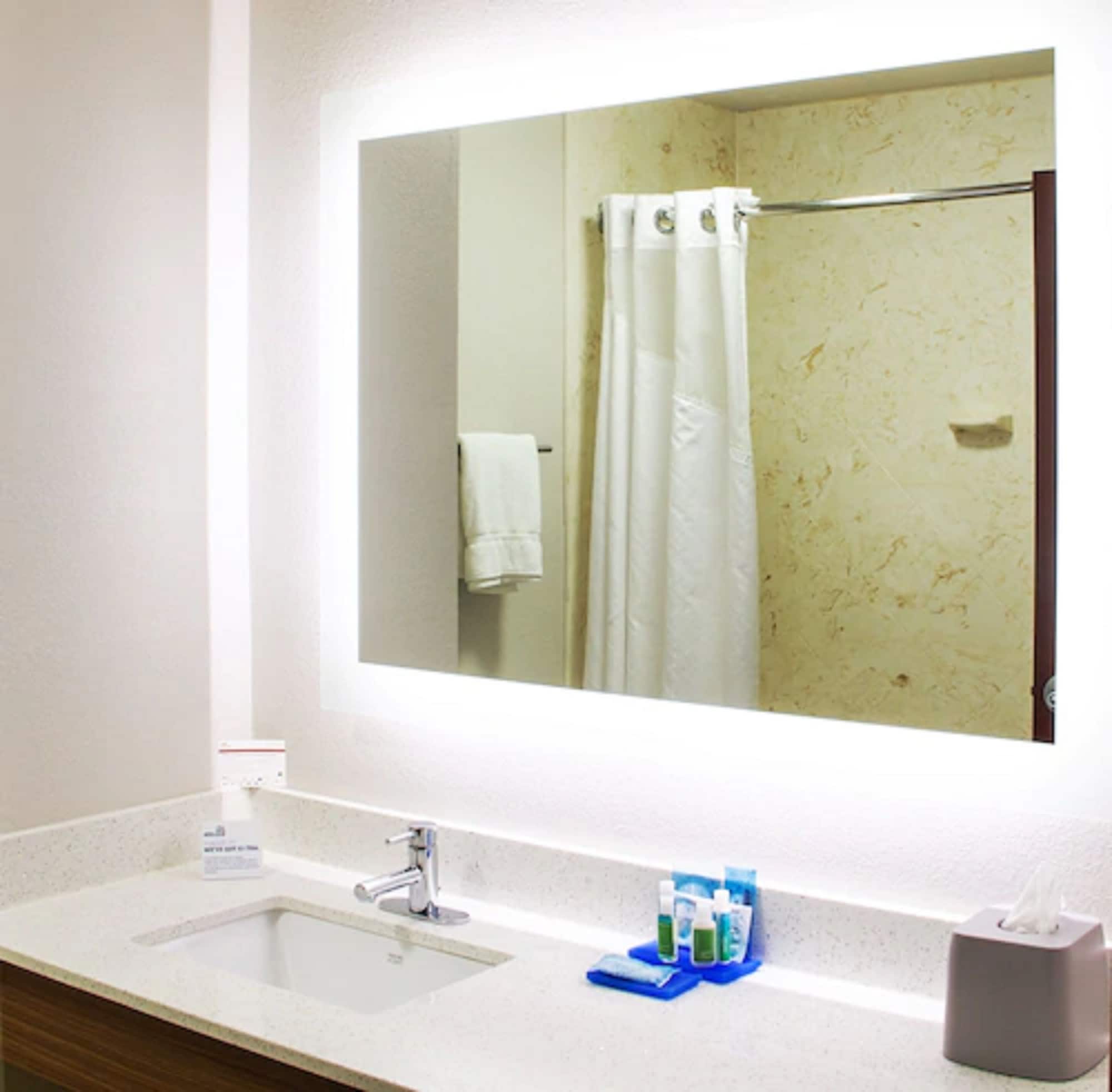 غرفة قياسية، Holiday Inn Express & Suites Lexington Dtwn Area-Keenland 4/5