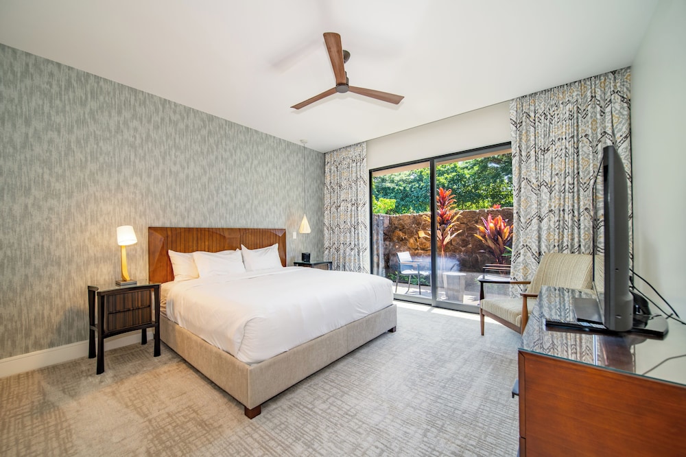 3 Bedrooms, Luana, Villa, 3 King Beds, Garden View, Sofa، OUTRIGGER Honua Kai Resort & Spa 2/10