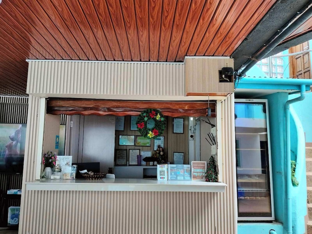 Montani Beach Resort 8/49