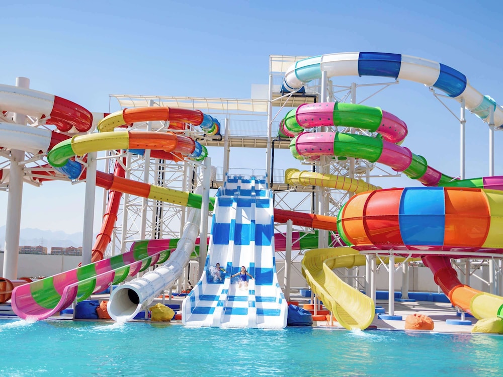 Movenpick Waterpark Resort and Spa Soma Bay 77/83