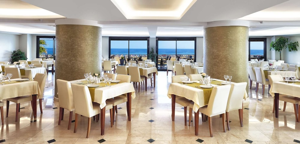 Ayvalik Inar Hotel 40/44