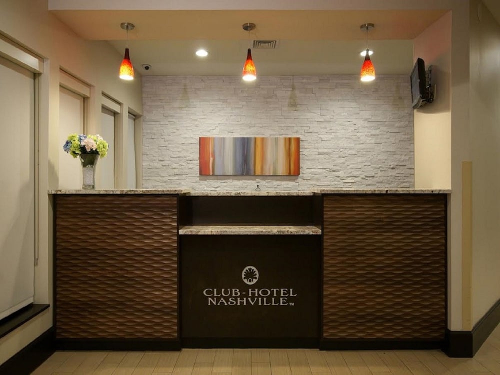 Club Hotel Nashville Inn Suites 11/67