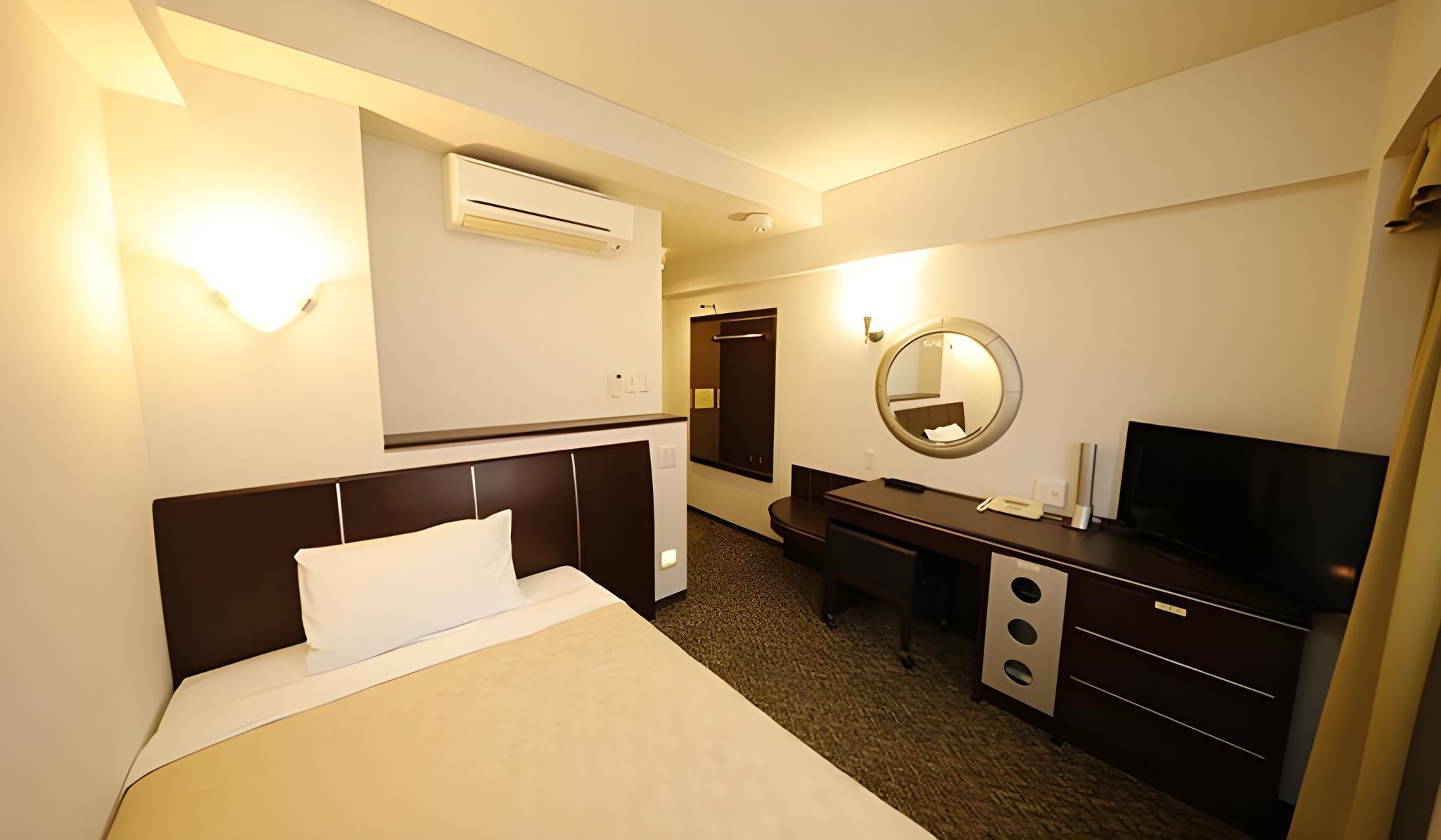 Semi Room, Standard, Single, Semi Double Bed