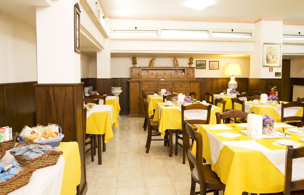 California Ariccia 21/25