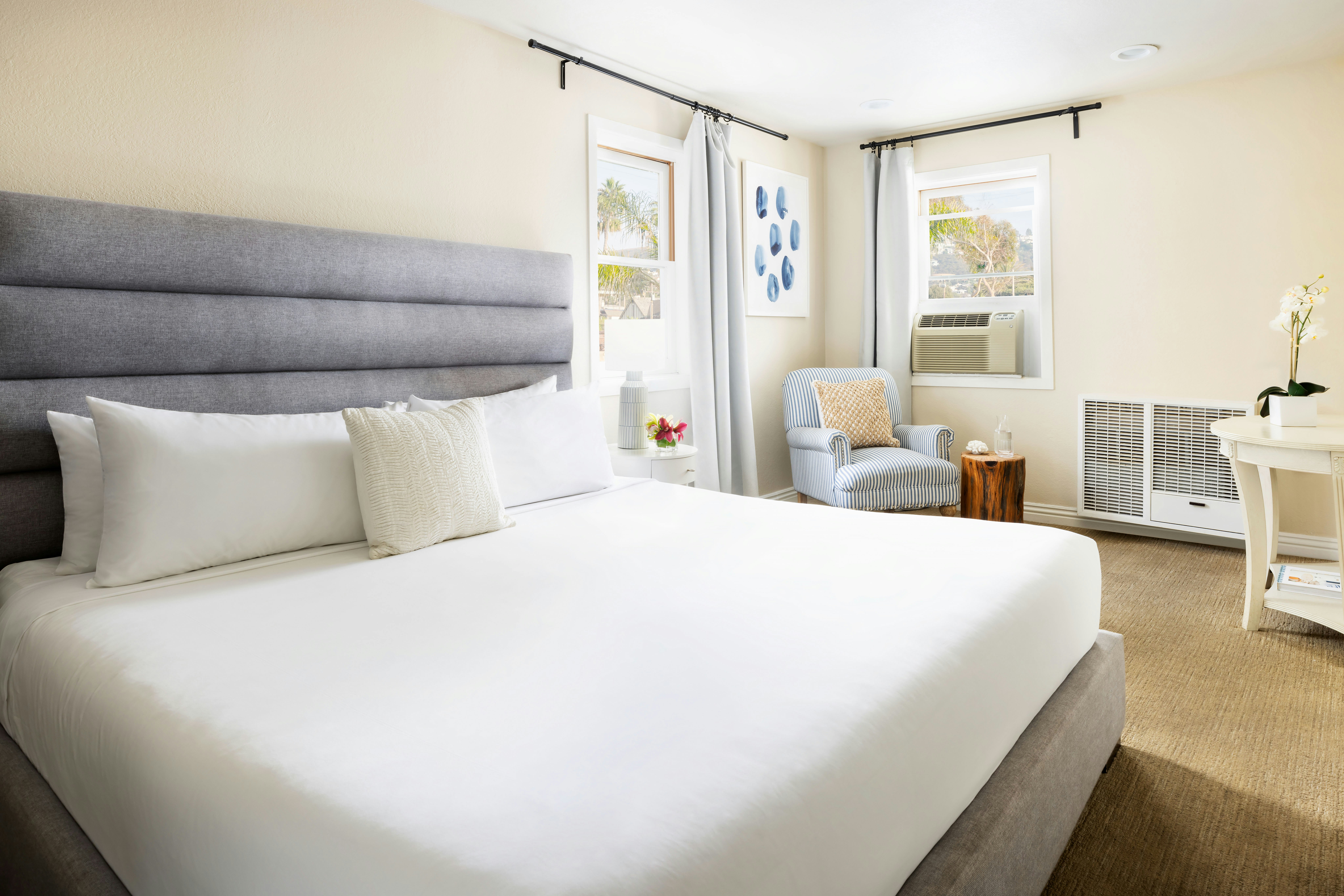 Pacific Edge Hotel On Laguna Beach 24/67