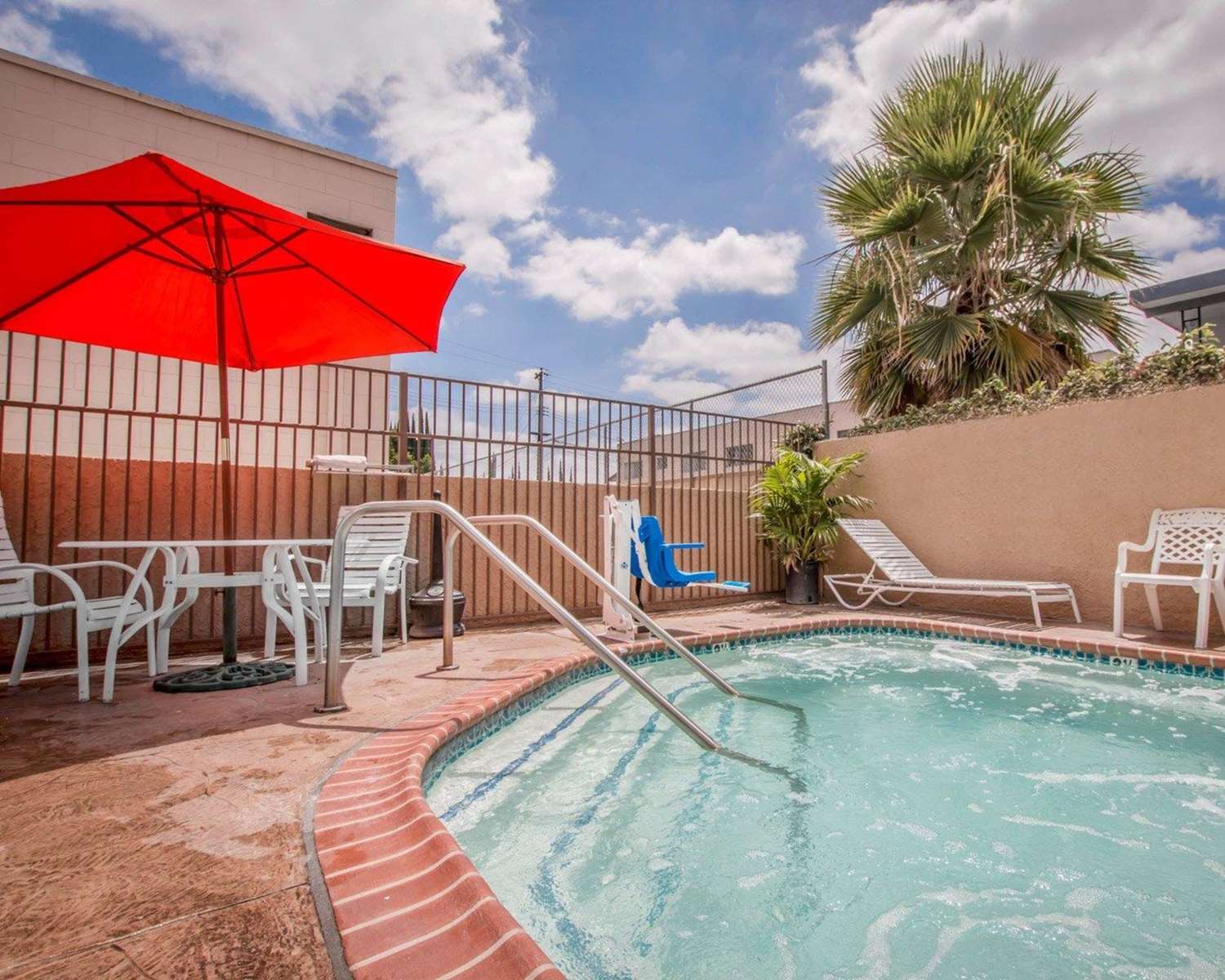 Quality Inn Downey 25/33