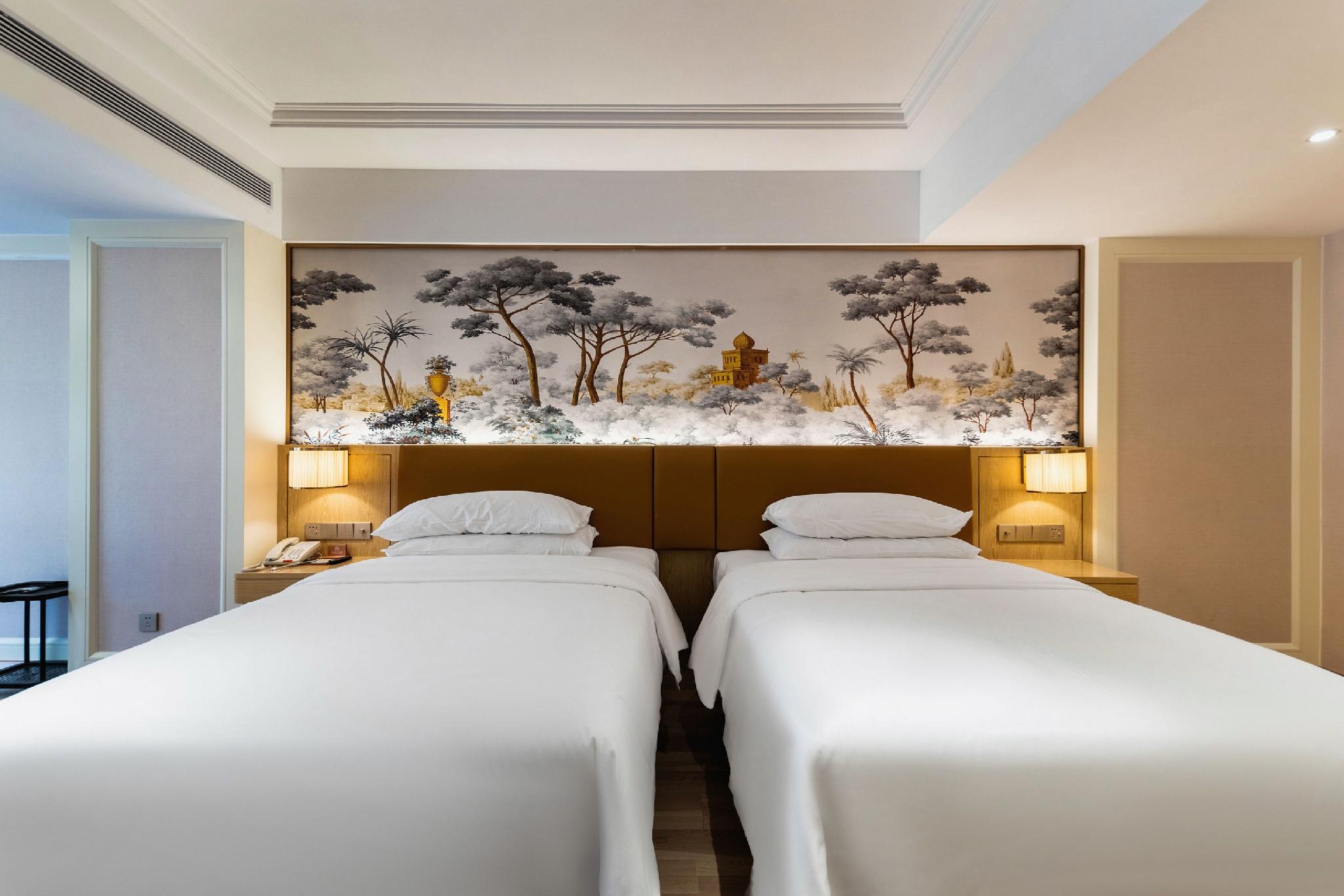 Vienna Hotel (Lingao store) 28/50