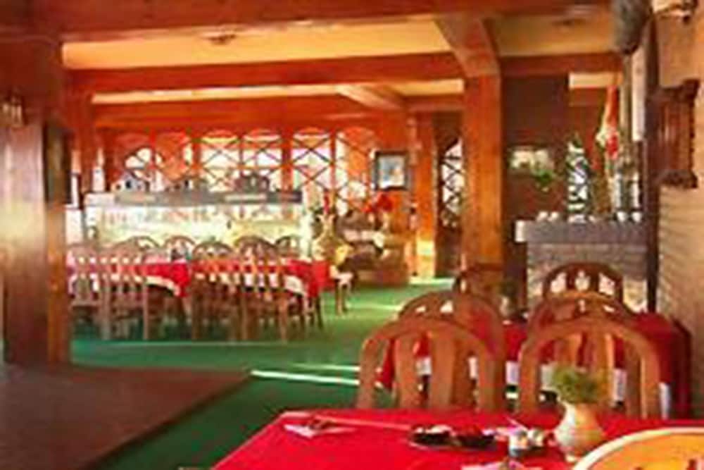 NIVA NIWA LODGE 14/21